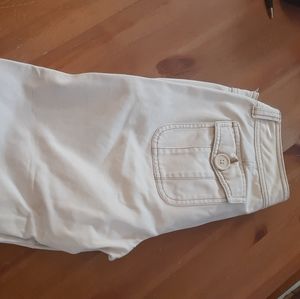 Cream aeropostale 5/6 capris